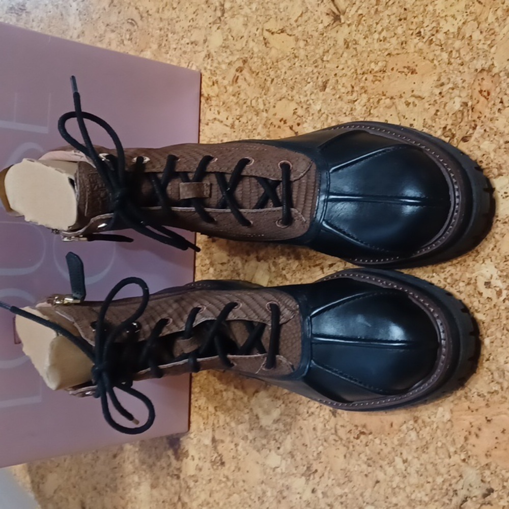 Louise et Cie Women's Brown/Black Combo Duck Boot/Hiker Size 9 NIB